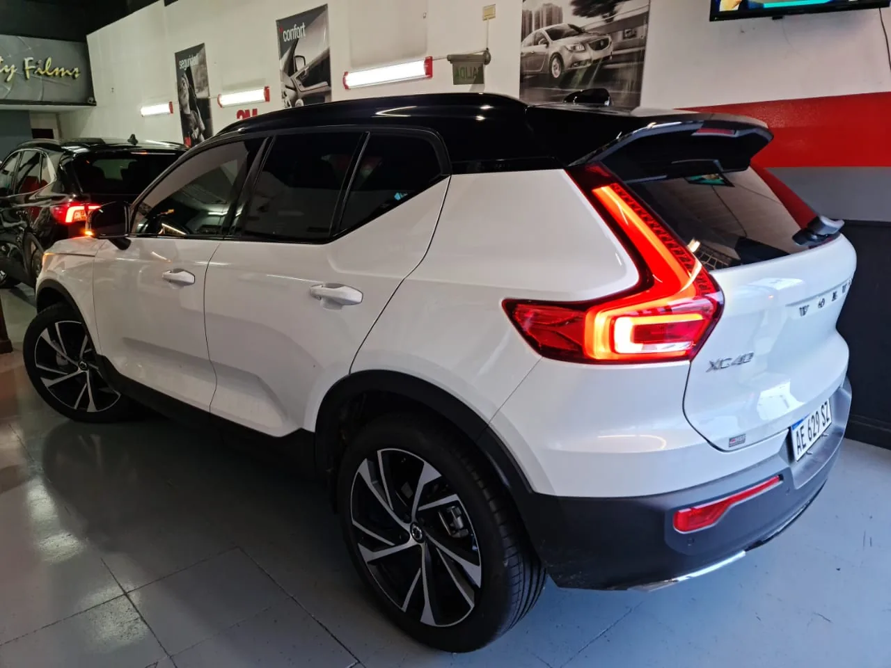 Volvo XC40 con terminación de cristales oscurecida